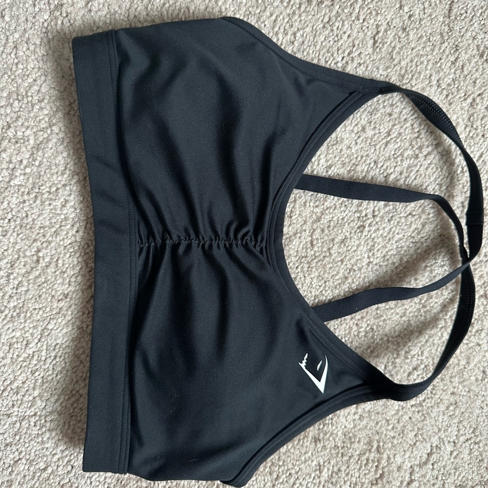 Black gym shark sports bra. Size xsmall